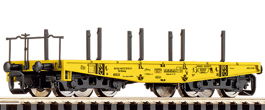 Heavy duty Flat car<br /><a href='images/pictures/Roco/37577.jpg' target='_blank'>Full size image</a>